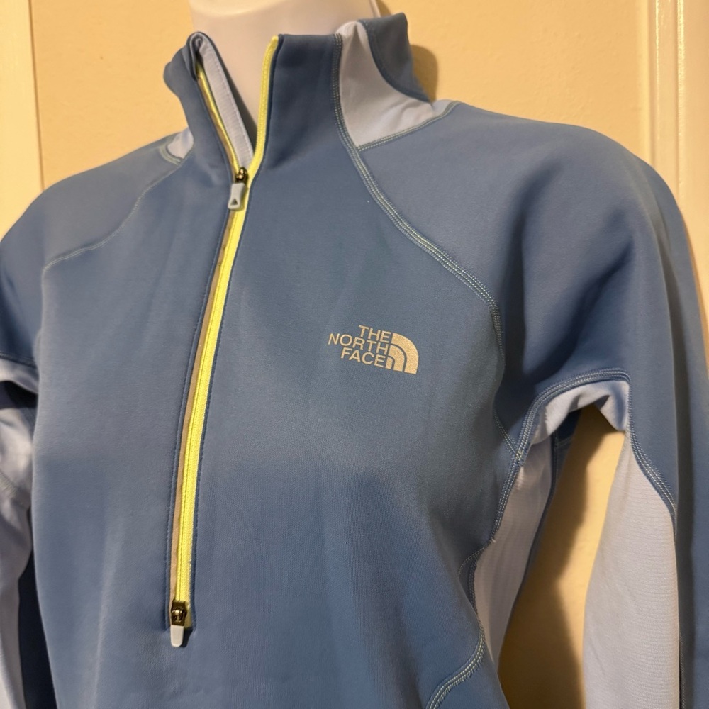 💙 The North Face Women’s 1/4 Zip Athletic Pullover – XS 💙 - Picture 3 of 5